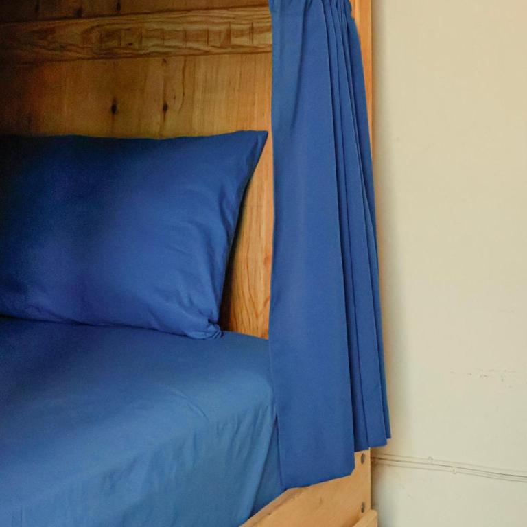 El Pinche Hostal - Bed in 4-Bed Female Dormitory Room - 3