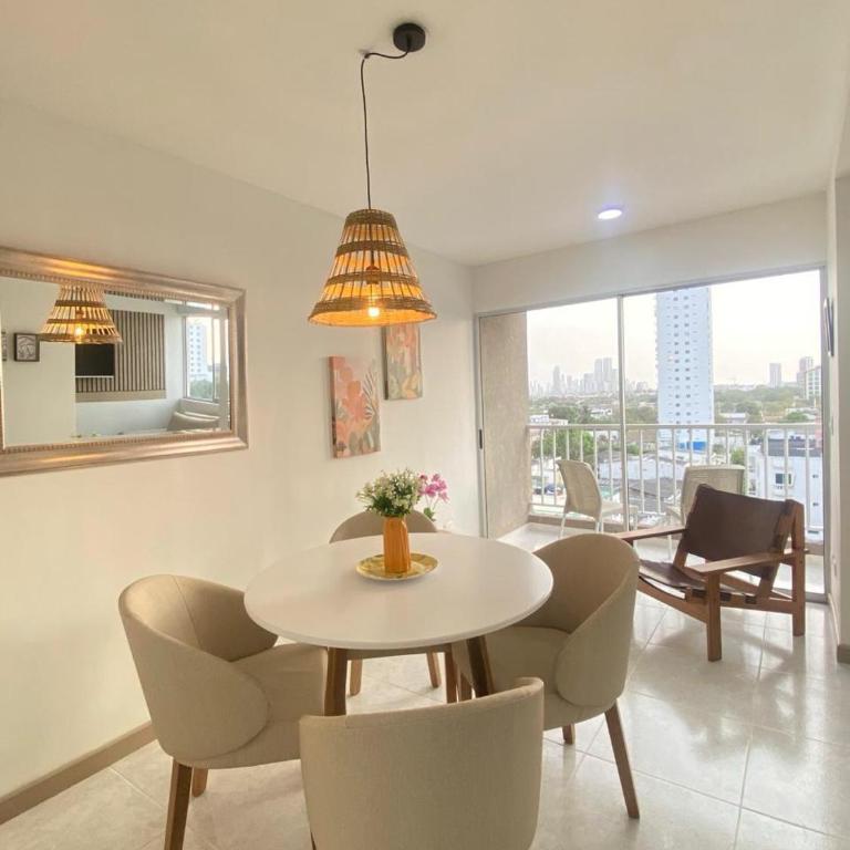 Cartagena Chic Full Apto - Three-Bedroom Apartment - 16