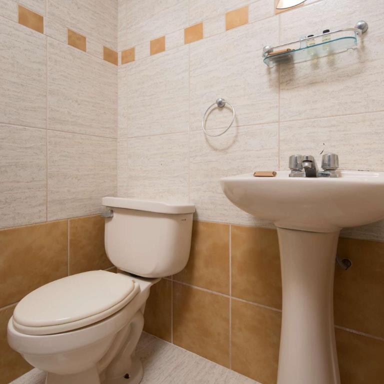 Inkagardenhotels - Habitación Familiar con baño privado - 3