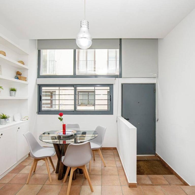 Urban Gracia - One-Bedroom Apartment - 1