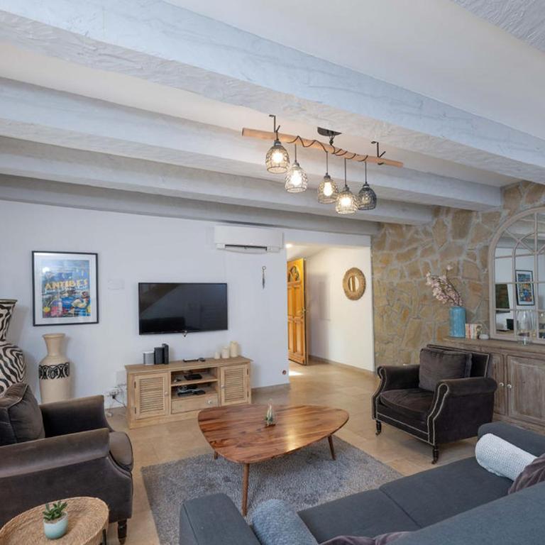 Eden Housse Villa, pool, 2 min to beaches - Maison 4 Chambres - 2