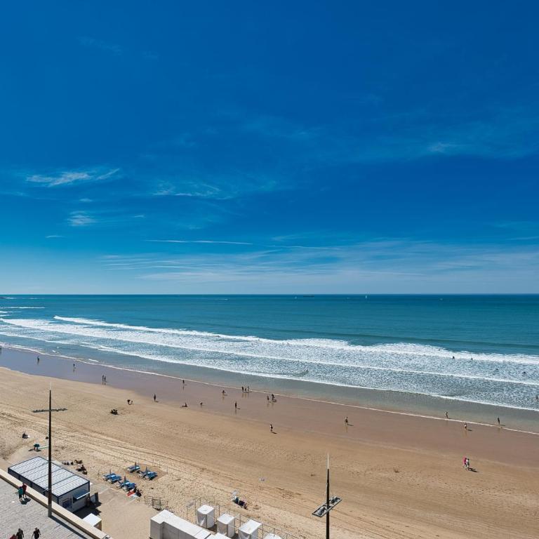 Superbe T3 face mer avec terrasse, garage et Wifi aux Sables-d'Olonne - FR-1-197-503 - Apartment (6 Adults) - 13