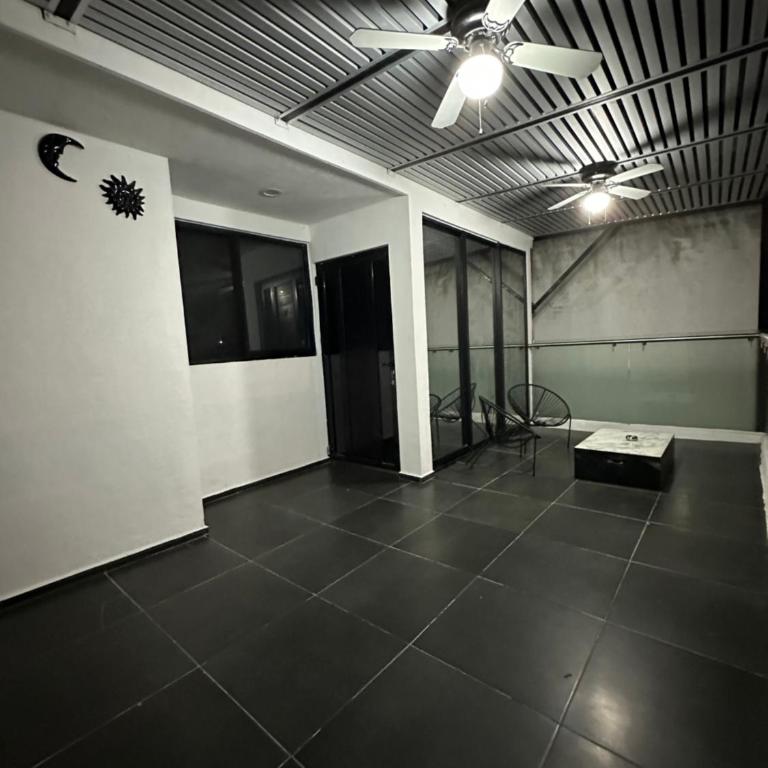 Casa Sol y Luna - Three-Bedroom Apartment - 4