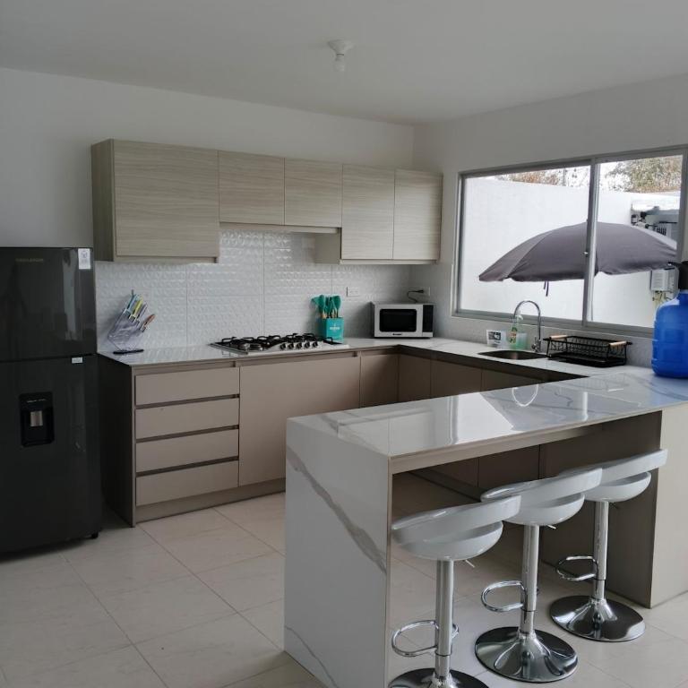 Casa en Manta con piscina privada - One-Bedroom House - 22
