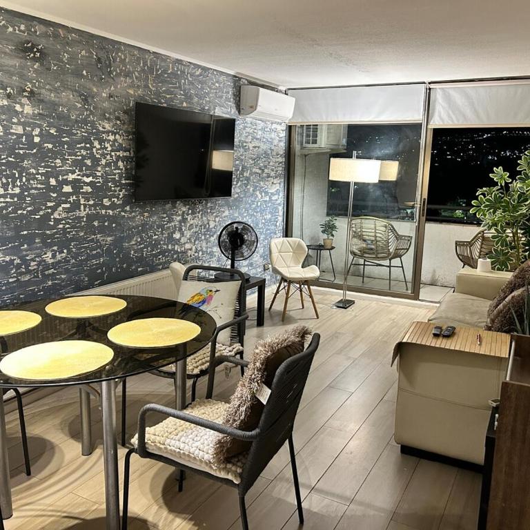 Apartment with a view of the mountain range and air conditioning - Two-Bedroom Apartment - 20