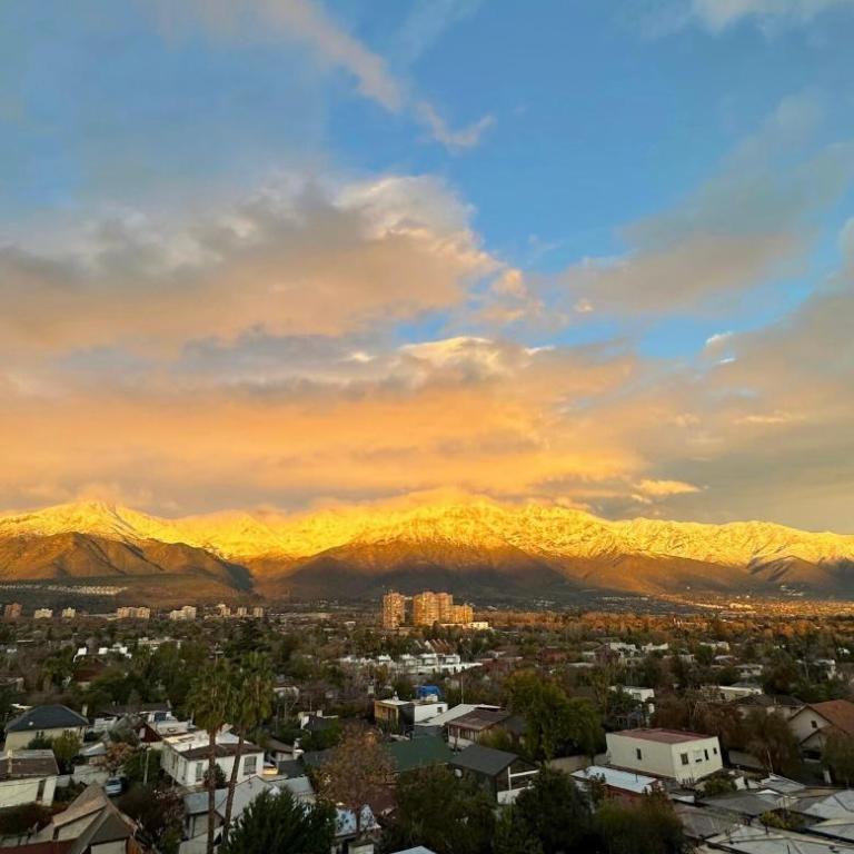 Apartment with a view of the mountain range and air conditioning - Two-Bedroom Apartment - 22