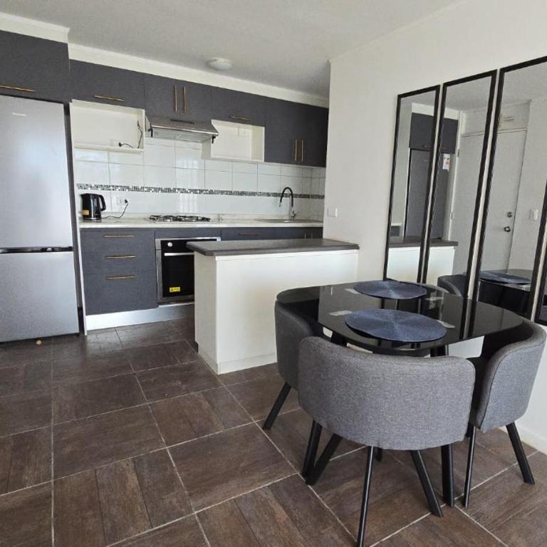 Departamento PISO 5 Condominio Los Maitenes La Serena - Three-Bedroom Apartment - 2