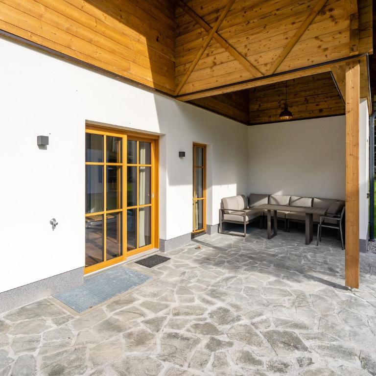 Chalet in Bad Hofgastein near Ski Slopes - Superior Chalet - 1