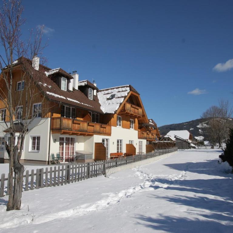 Apartment in Lungau, right next to the ski lift - Apartment mit 2 Schlafzimmern - 4
