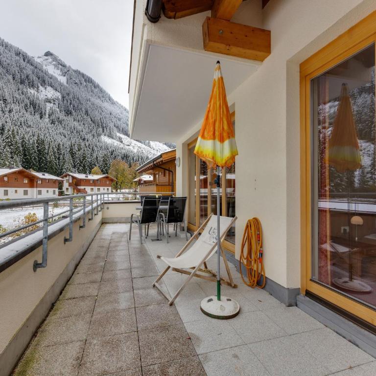 Chalet in Saalbach near Ski Lift - Two-Bedroom Chalet - 19