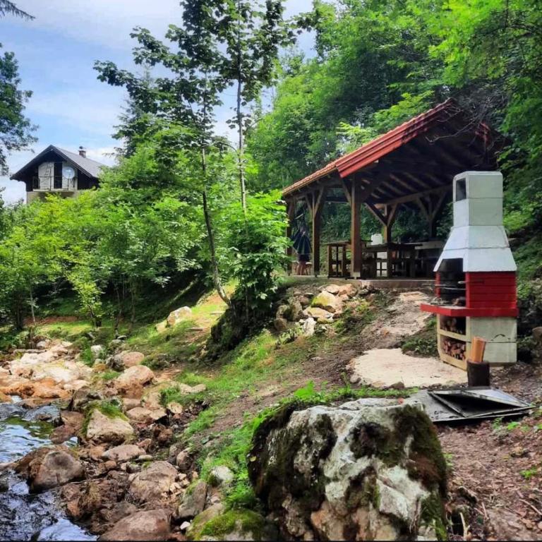 Vikend kuća Vrelo Miljacke - Two-Bedroom House - 37