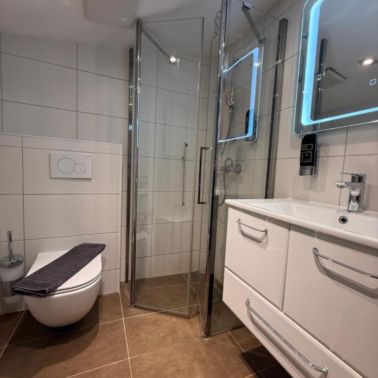 Marco Polo Hotel - Doppel- oder Zweibettzimmer - 3