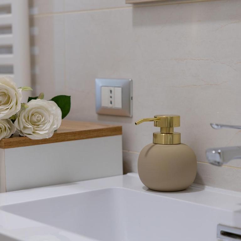 4 Rustics Home - Appartamento con 2 Camere da Letto - 14