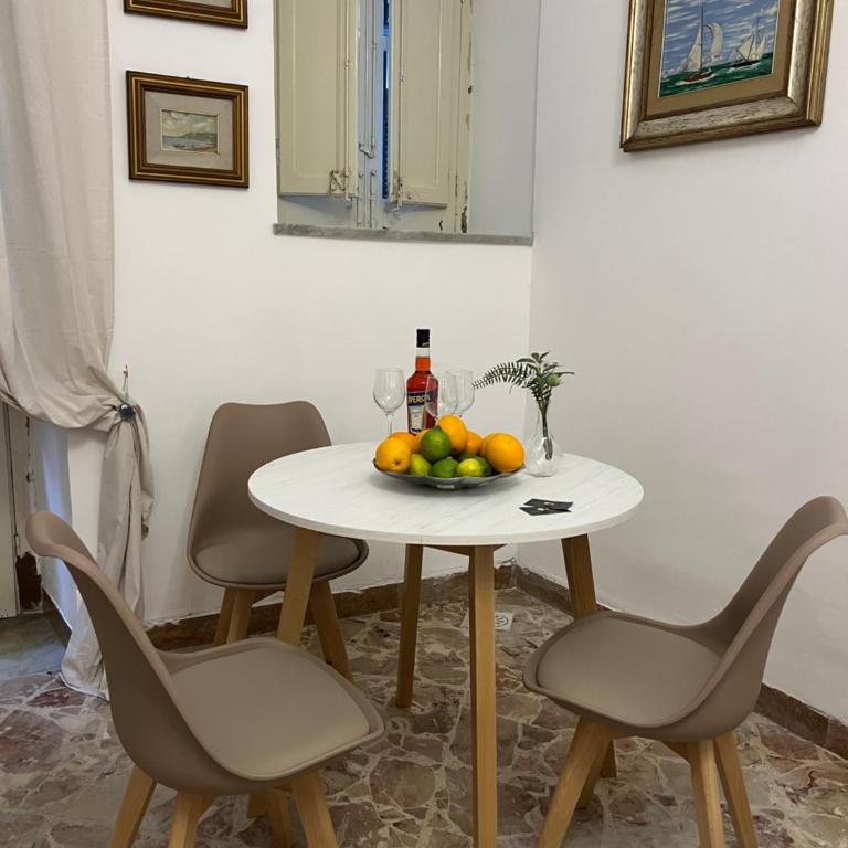 Appartamenti Tiffany & Timi - Appartamento con 2 Camere da Letto - 4