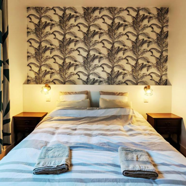 2 chambres - entrée privée - gare & palais de congés à 5 min - self check-in - Quadruple Room with Private Bathroom - 8