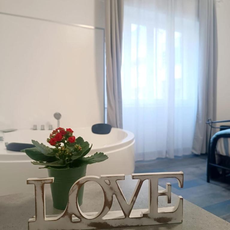 Porto Sicuro Hospitality - Camera King con Balcone e Vasca da Bagno con Idromassaggio - 1