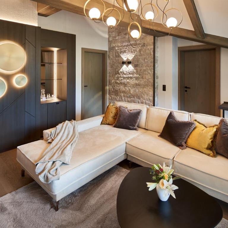 Brugger's Genießerhotel Lanersbacherhof - Suite mit 2 Schlafzimmern - 5