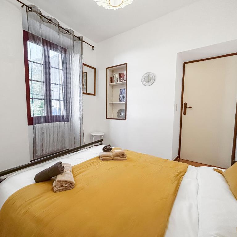 Charmante Maison Avec Vue Montagne Proche Plage - Maison 2 Chambres - 14