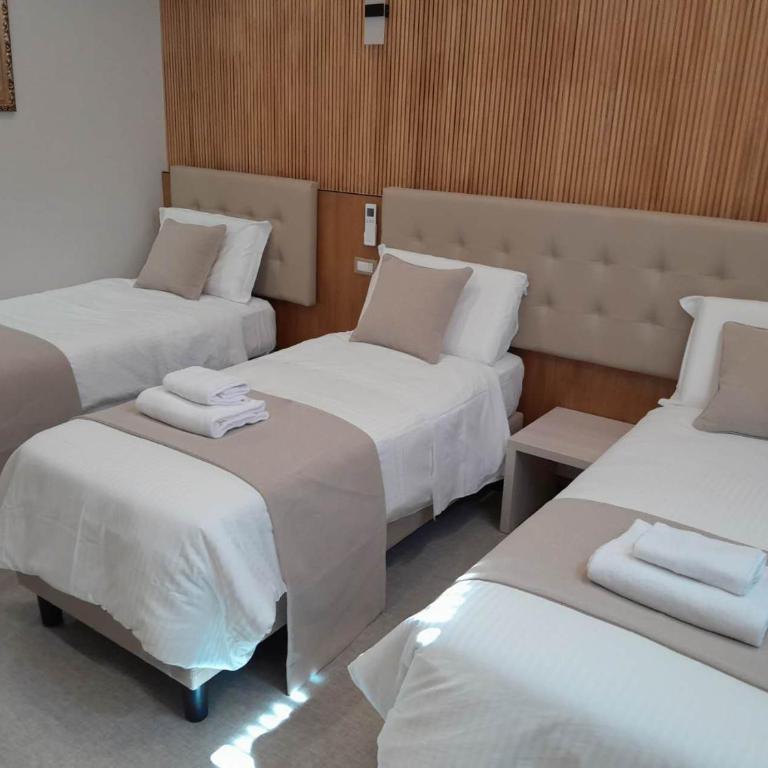 Luxe roma - Camera Tripla con Bagno Privato - 7