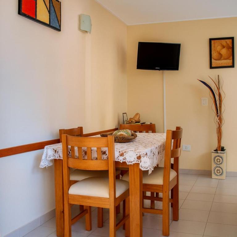 Departamento "Cálido Hogar" con Pile y Cochera - One-Bedroom Apartment - 8