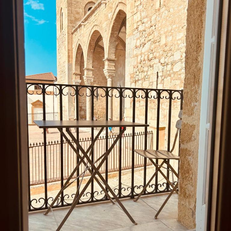 Cefalù Cathedral Palace - Appartamento con 2 Camere da Letto e Balcone - 2