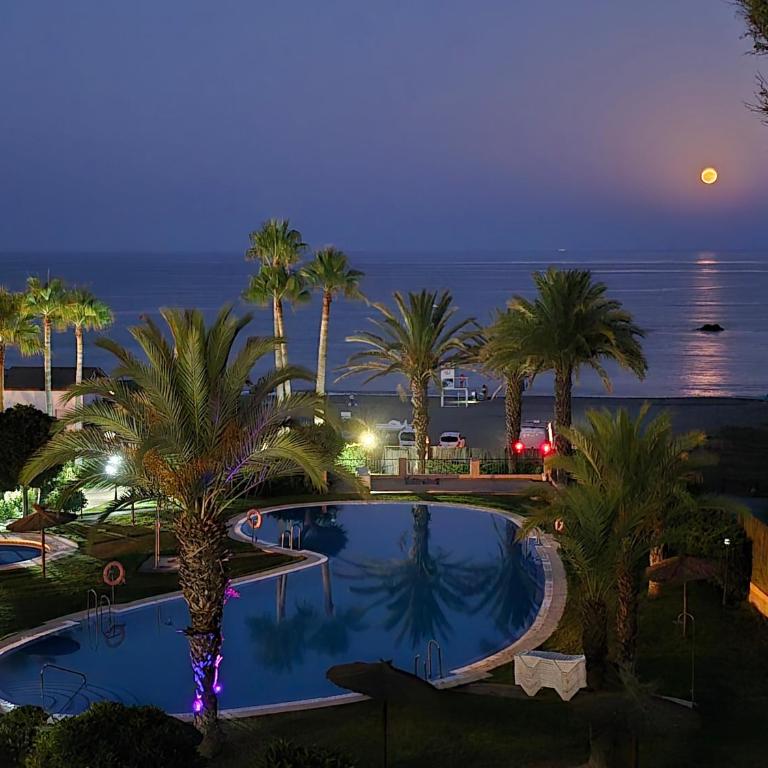 CN-340 Suites - Suite Superior con vistas al mar - 2