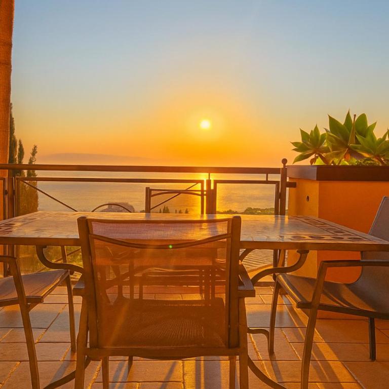 Taormina Casa Althea & Elite Apartments - Taormina Holidays - Two-Bedroom Apartment - 5