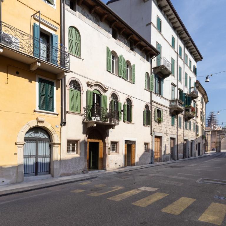 Palazzo Reggiani - Dante Alighieri - Appartamento con 2 Camere da Letto - 24