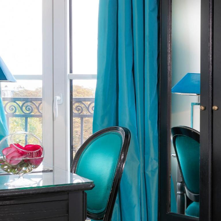 Hotel Cluny Square - Suite Voyage - 1