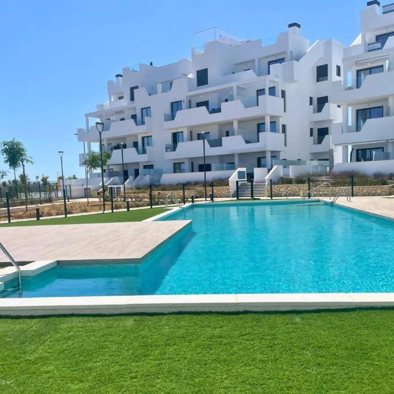 Casa Emerald by Rental Hero - Apartamento de 2 dormitorios con vistas a la piscina - 7
