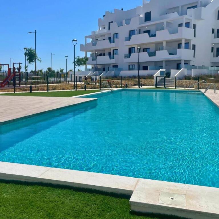 Casa Emerald by Rental Hero - Apartamento de 2 dormitorios con vistas a la piscina - 20