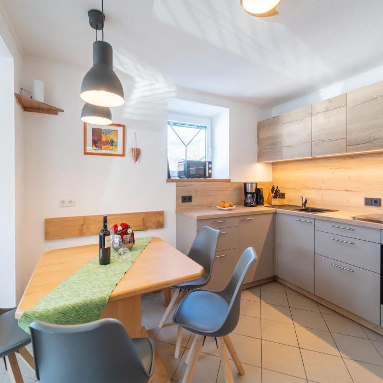 Apartment in Hollersbach near Ski Lift - Apartment mit 2 Schlafzimmern - 3