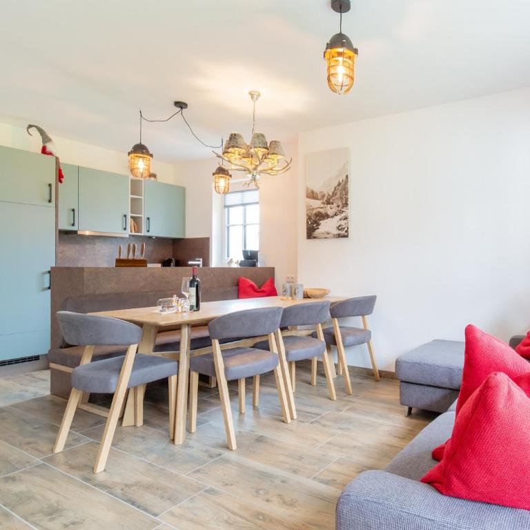 Chalet in Krimml near Ski Slopes - Superior Chalet - 8