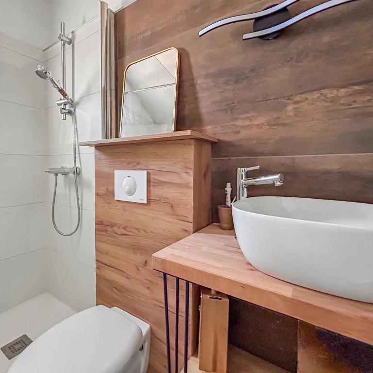 Maison avec Jardin, Terrasse, cheminée insert et bois - Appartamento con 4 Camere da Letto - 29