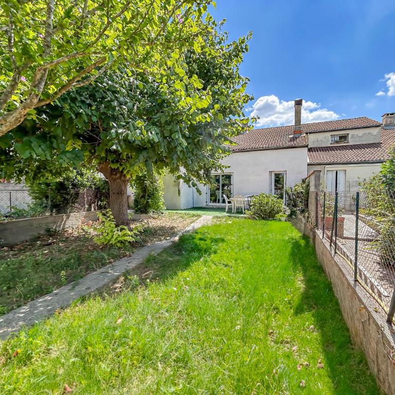 Maison avec Jardin, Terrasse, cheminée insert et bois - Appartamento con 4 Camere da Letto - 30