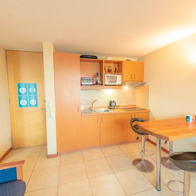Oceana Suites Bahia Pelicanos - Apartment with Garden View - 4