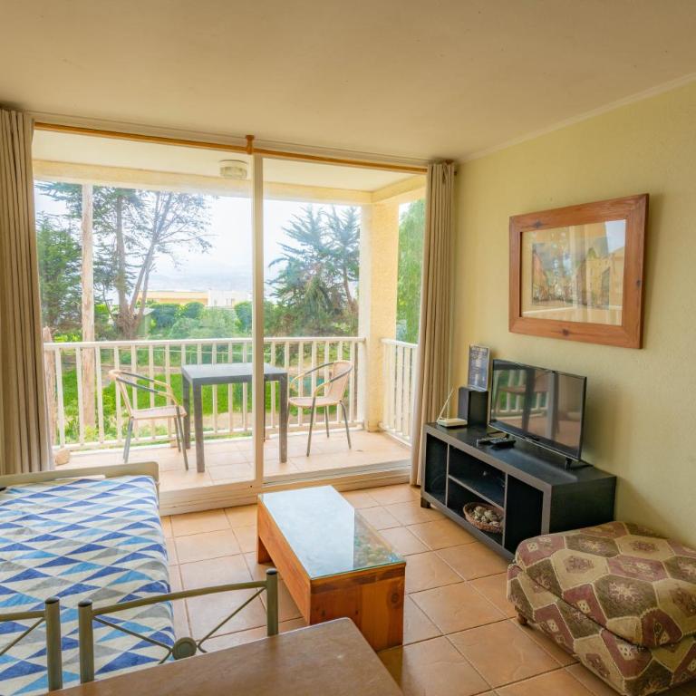 Oceana Suites Bahia Pelicanos - Apartment with Garden View - 5