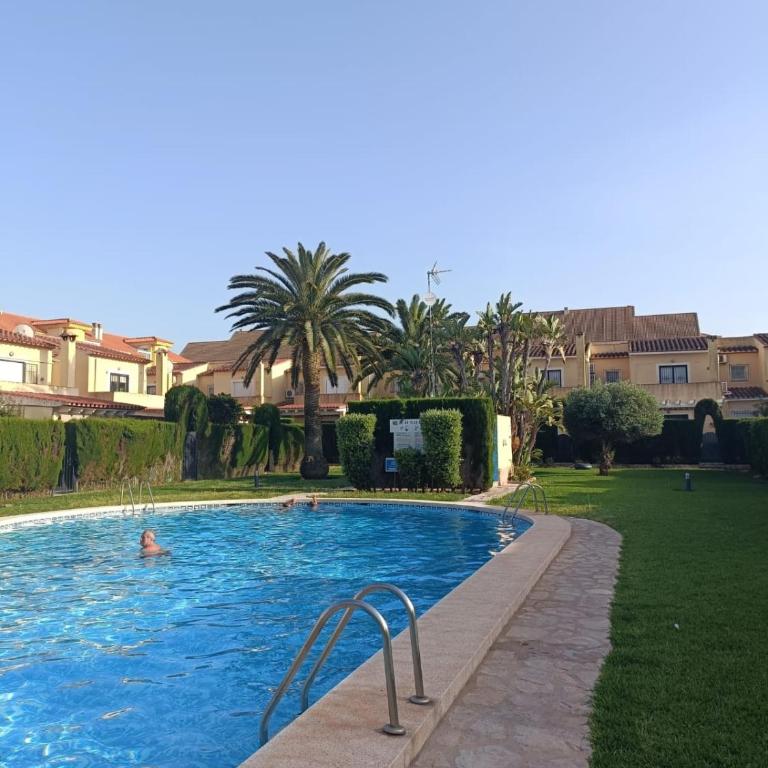 Apartamento bajo DATILER LOCDENIA - Three-Bedroom Apartment - 16