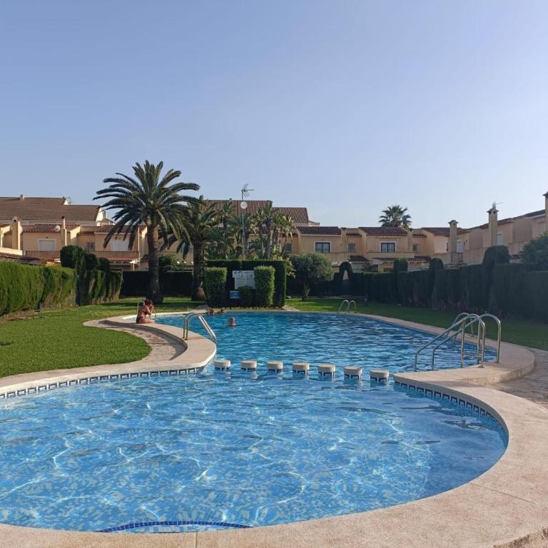 Apartamento bajo DATILER LOCDENIA - Three-Bedroom Apartment - 18