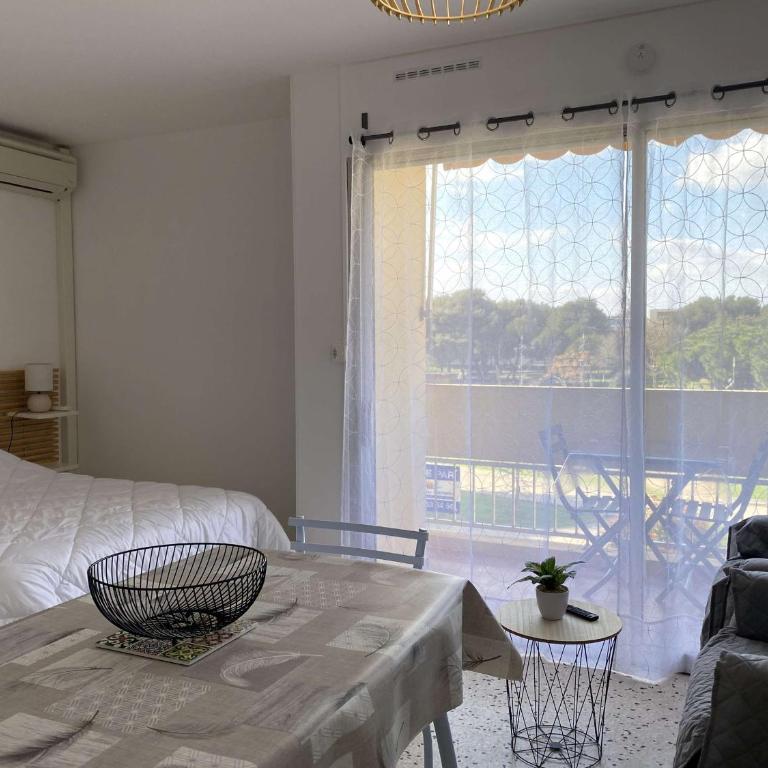 Appartement T1 avec balcon, clim, parking et wifi à Balaruc-les-Bains - FR-1-553-259 - Apartment - 6