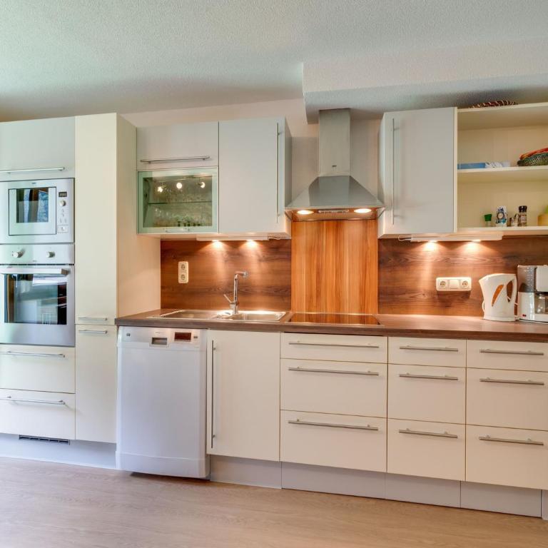 Apartment in Kappl near Ski Slopes - Apartment mit 3 Schlafzimmern - 2