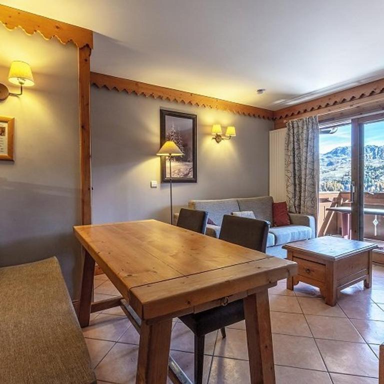 Appart 6 pers, piscine, parking, Plagne Aime 2000 - FR-1-351-137 - Appartement (6 Adultes) - 1
