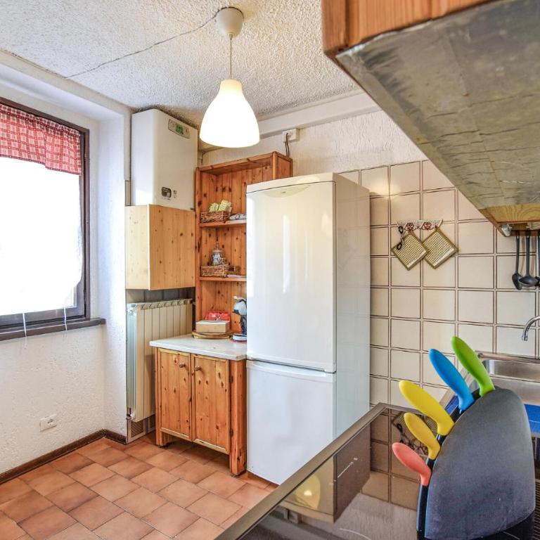 2 Bedroom Lovely Apartment In Ponte Di Legno - Appartamento con 2 Camere da Letto - 3