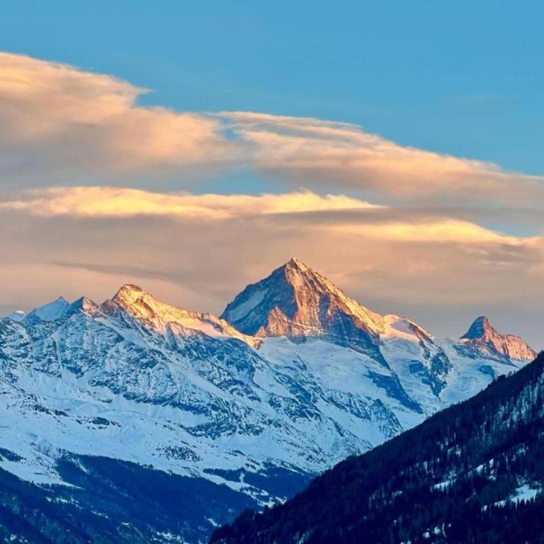 Chalet in Rhone Valley near Ski Lift - Superior Chalet - 34