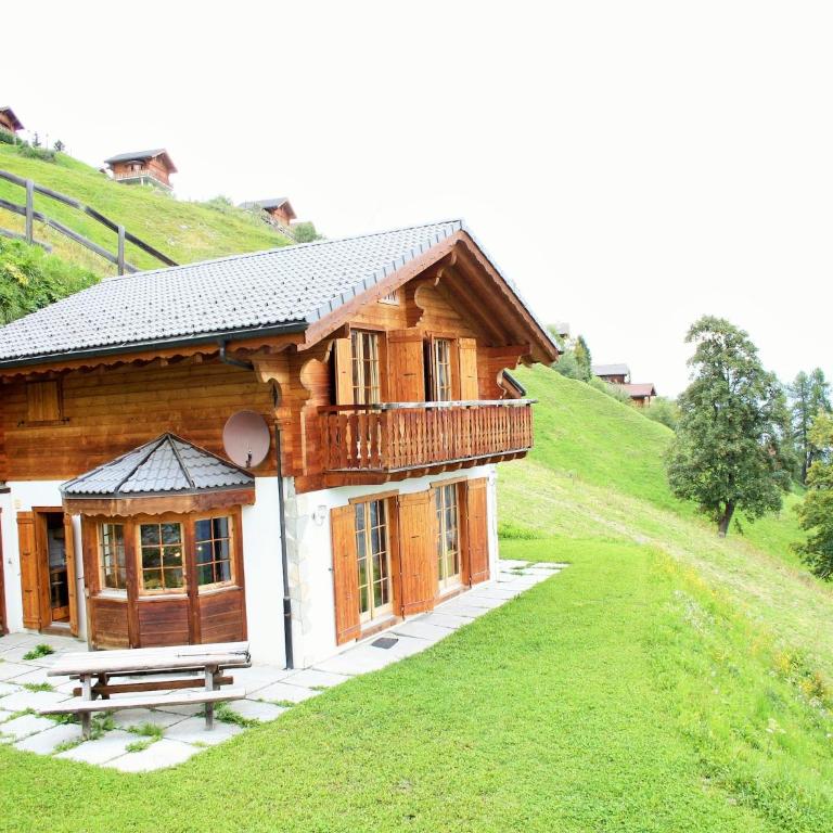 Chalet in Rhone Valley near Ski Lift - Superior Chalet - 6
