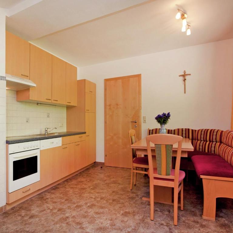 Apartment in Wagrain near Red 8 Gondola - Apartment mit 2 Schlafzimmern - 3