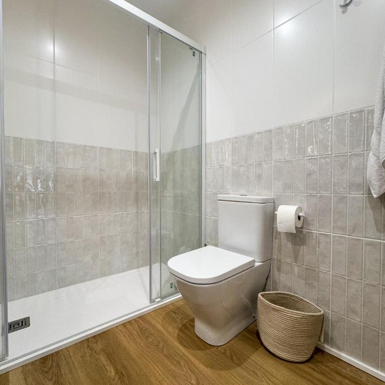 La Alboreda - Two-Bedroom Apartment - 24