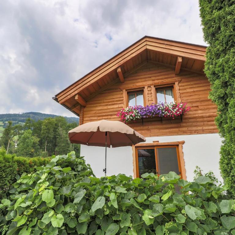 Cottage in Piesendorf near Zell am See Ski Area - Ferienhaus mit 2 Schlafzimmern - 1