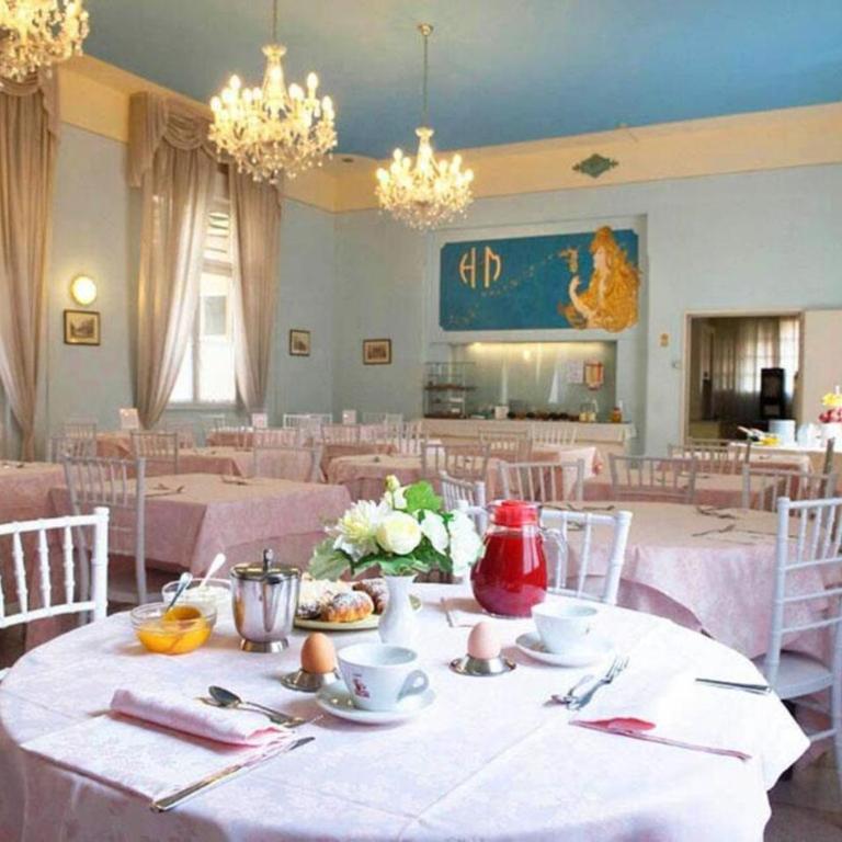 Viareggio rooms facing the sea - Triple Room - 11