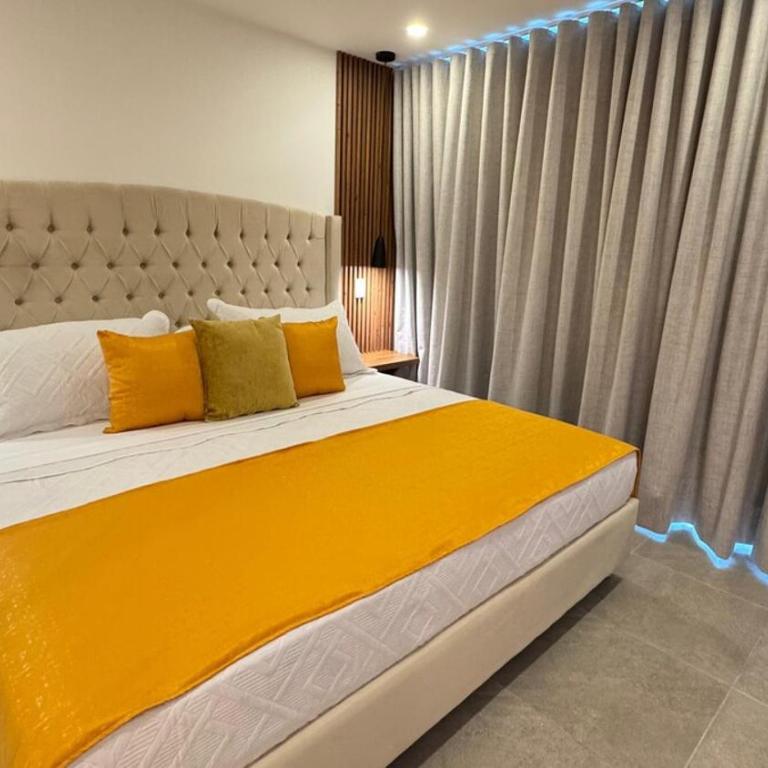 Belmonte 316-Apartamento luxury con pisicina en Av centenario - Apartamento de 2 dormitorios - 51